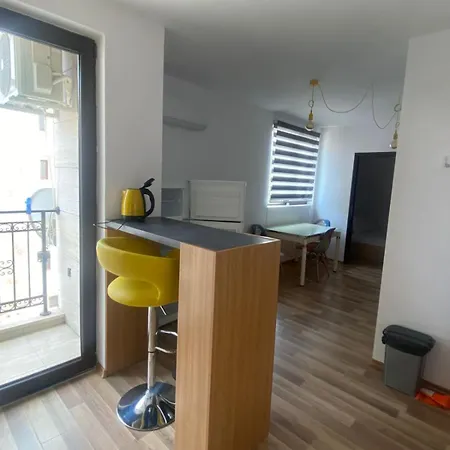 Amadues Lux, 1 Bed - To Sunny *