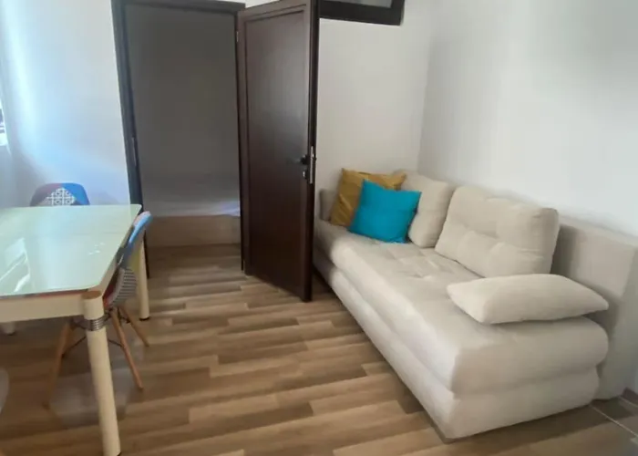 Amadues Lux, 1 Bed - To Sunny Slăntjev Brjag